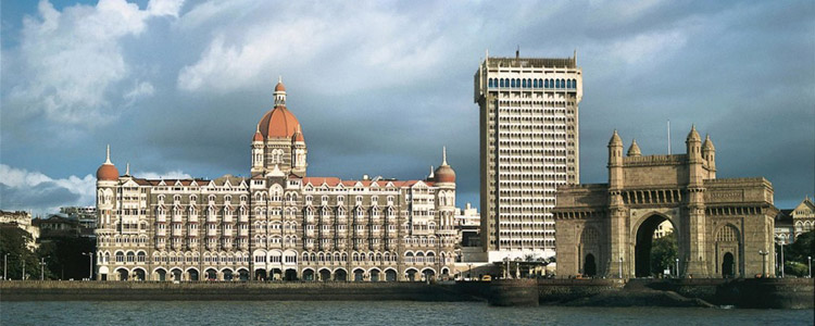 Gateway-Of-IndiaMumbai-Taj-HotelIndia